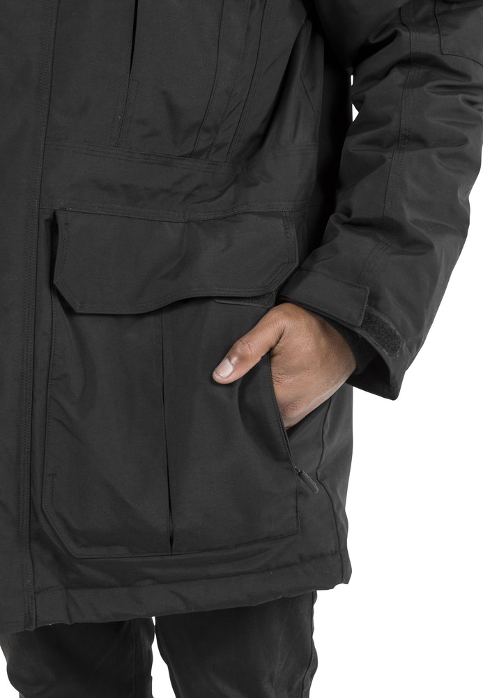 DLXJackeHighland-MaleDlxDownJacketBlack