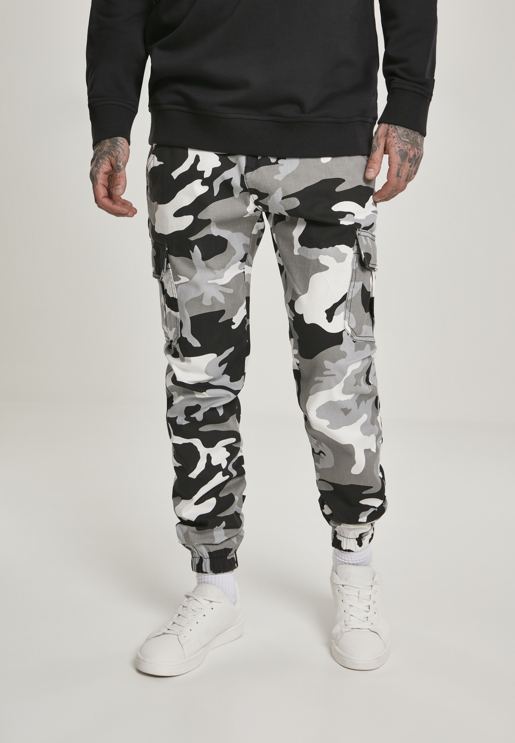 UrbanClassicsHoseCamoCargoJoggingPants20SnowCamouflage-28