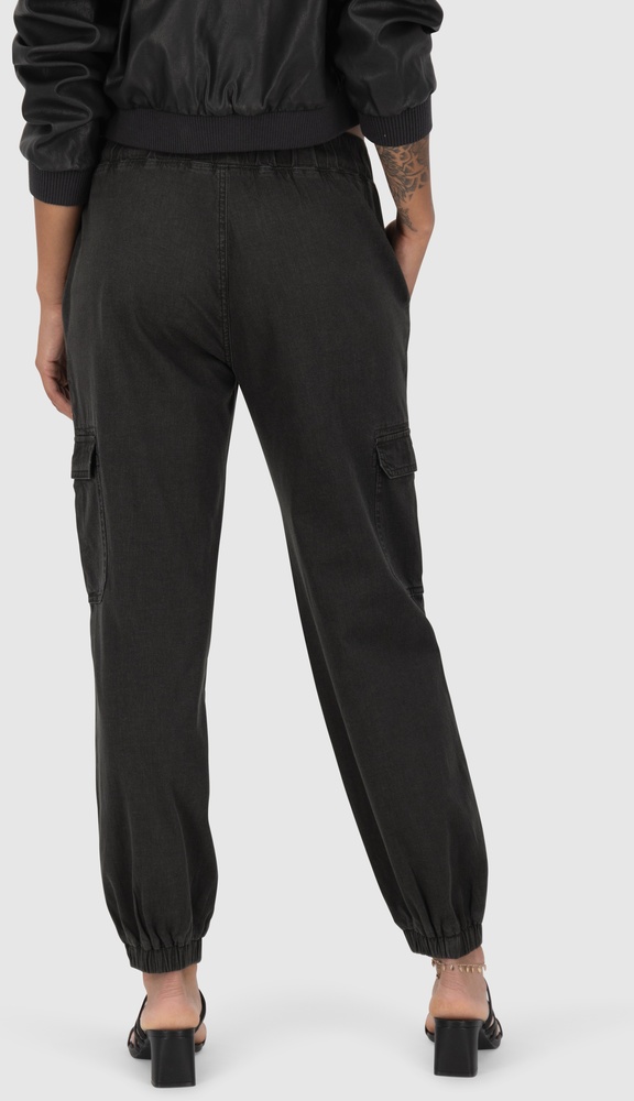 AlifeKickinDamenHoseAngeliqueAKDNMAPants21030-9999BlackDenimWashed-L