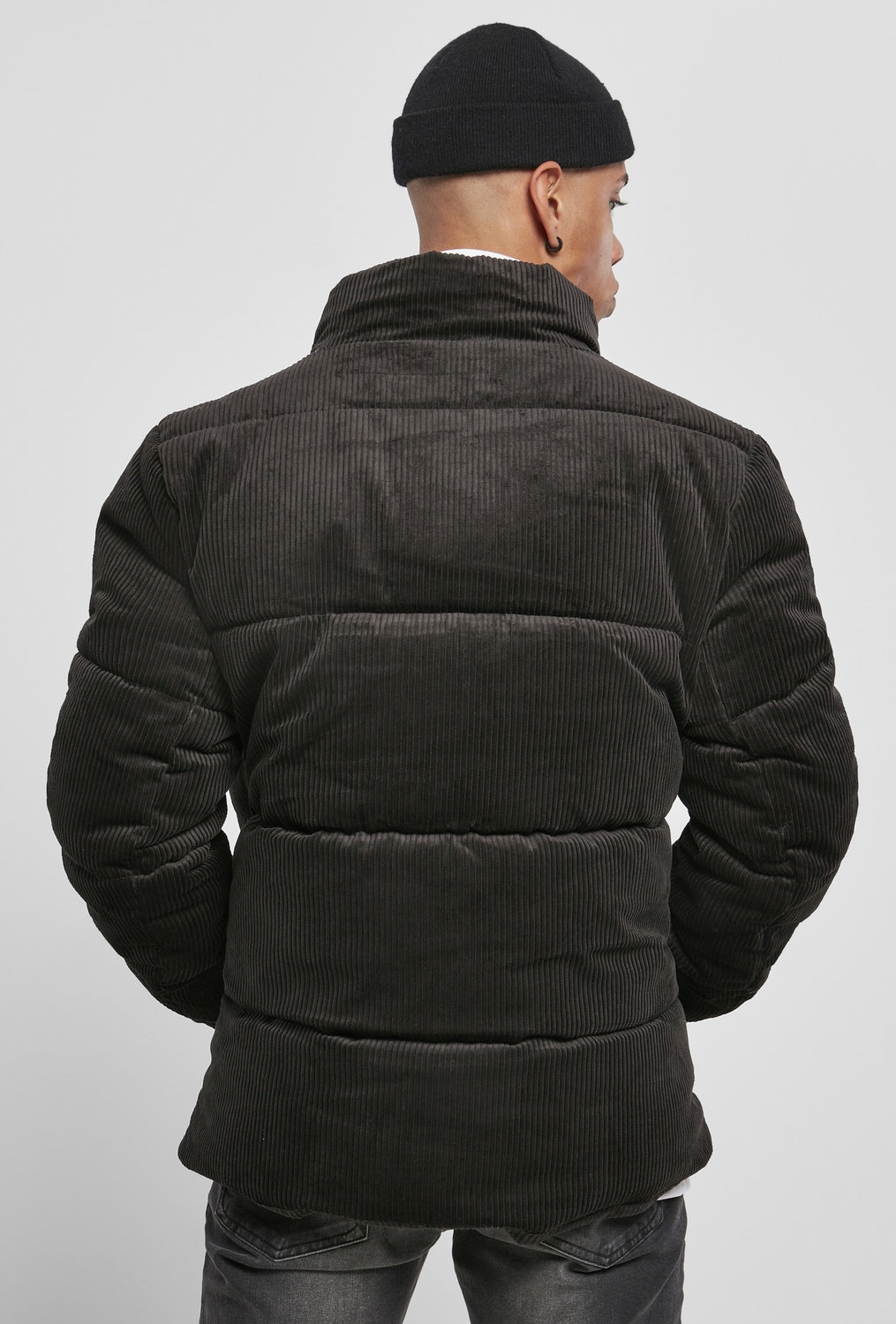 UrbanClassicsJackeBoxyCorduroyPufferJacketBlack