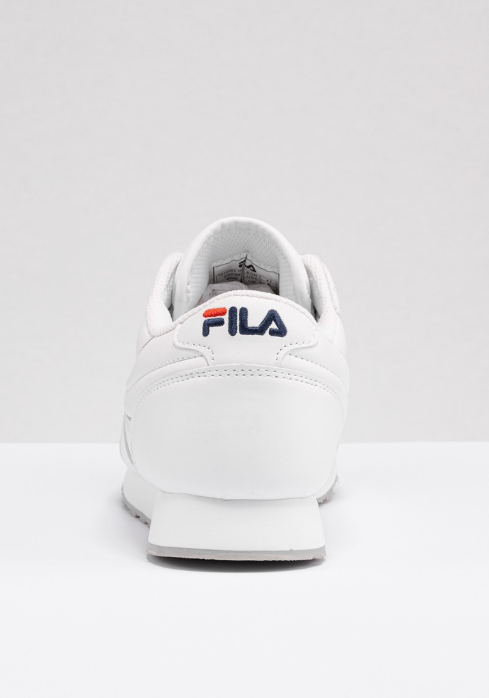 FilaRetroRunningSneakerOrbitLowWhite-40