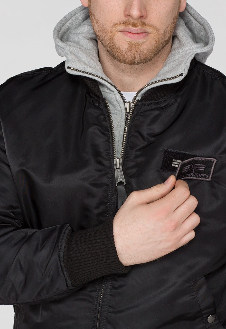 AlphaIndustriesMA-1D-TecJackenBlack-XXL