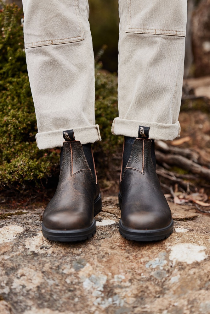 BlundstoneChelseaBoots2440VintageBrownBrushOffLeatherClassicsSeriesBrown-3UK