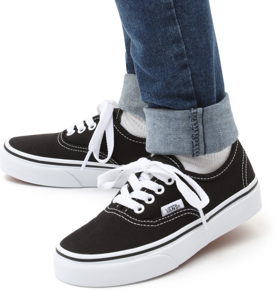 VansYouthUnisexKidsLifestyleClassicFTWSneakerUyAuthenticBlackTrueWhite