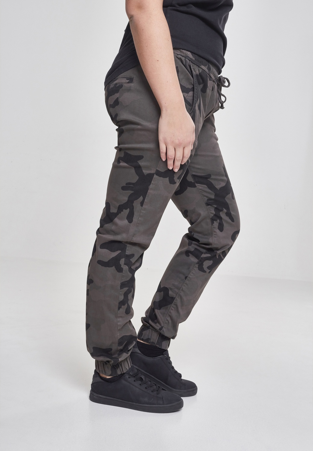 UrbanClassicsDamenHoseLadiesCamoJoggingPantsDarkCamouflage-3XL