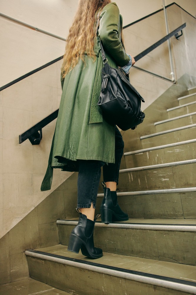 BlundstoneDamenStiefelBoot2365BlackLeatherWomensHighHeeledBlack-3UK