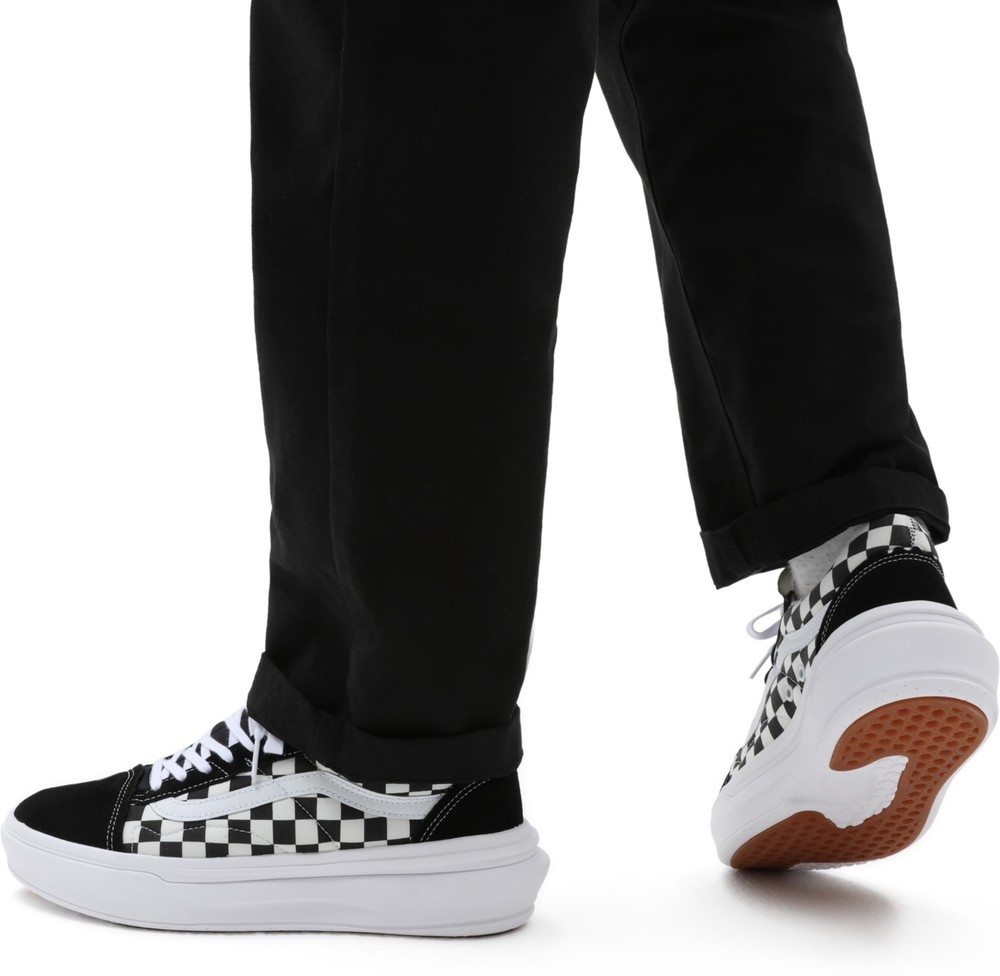 VansUnisexLifestyleClassicPlusFTWSneakerUaOldSkoolOvertCcCheckerboardBlackCheckerboard