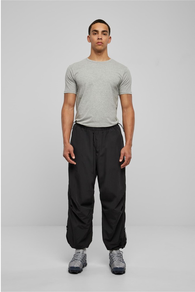 UrbanClassicsTrainingshoseNylonParachutePants