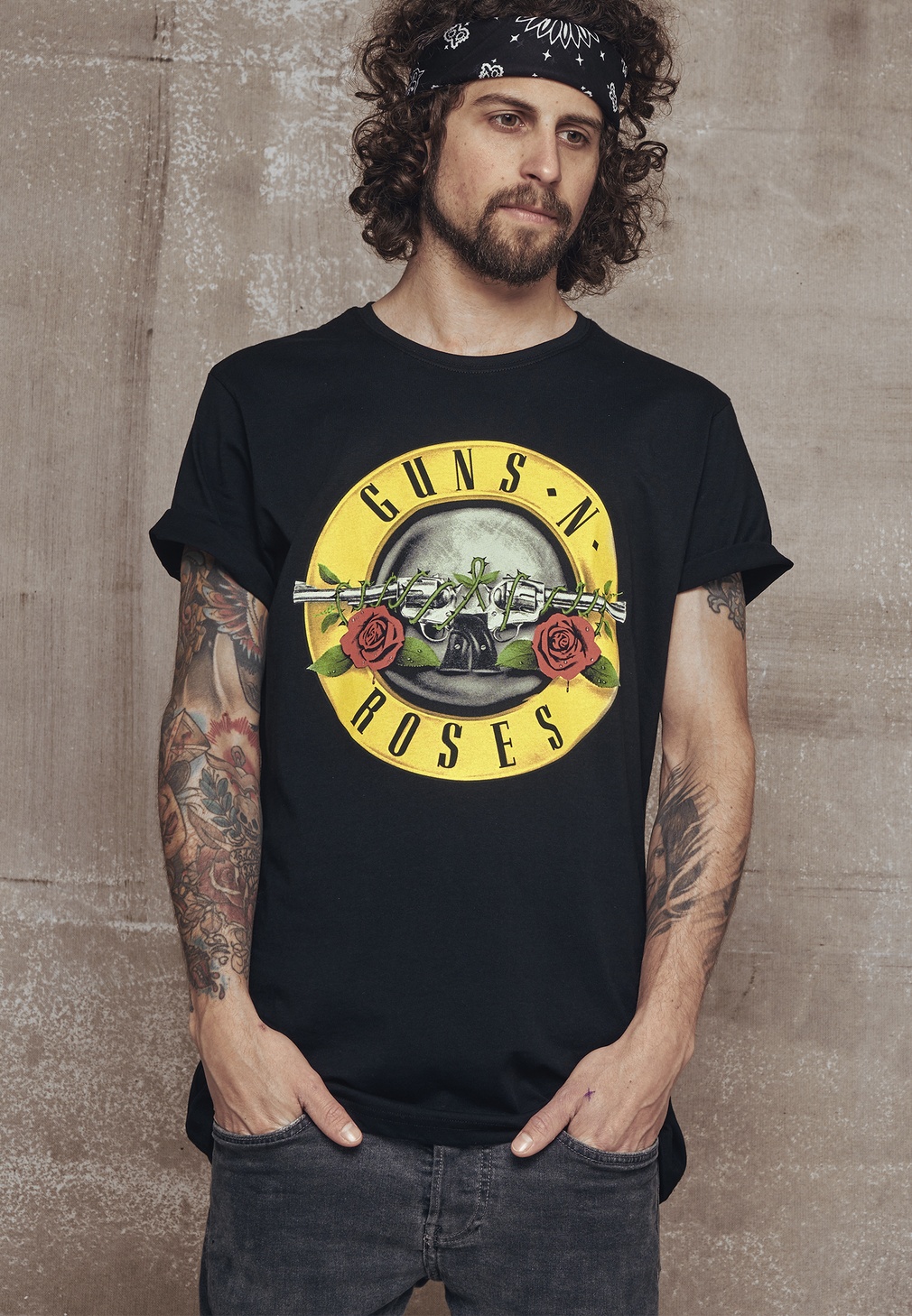 MerchcodeT-ShirtGunsnRosesLogoTeeBlack