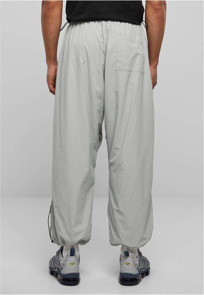 UrbanClassicsTrainingshoseNylonParachutePantsLightasphalt-3XL