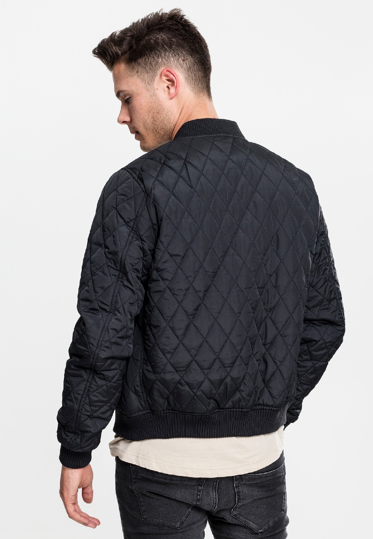 UrbanClassicsLeichteJackeDiamondQuiltNylonJacketBlack