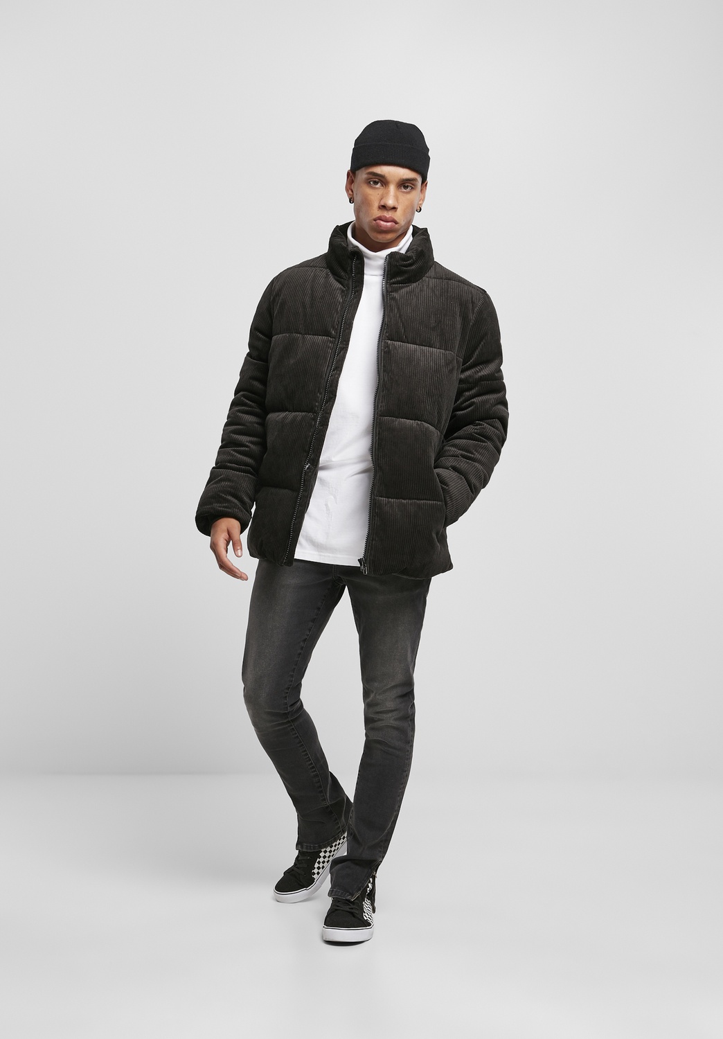 UrbanClassicsJackeBoxyCorduroyPufferJacketBlack