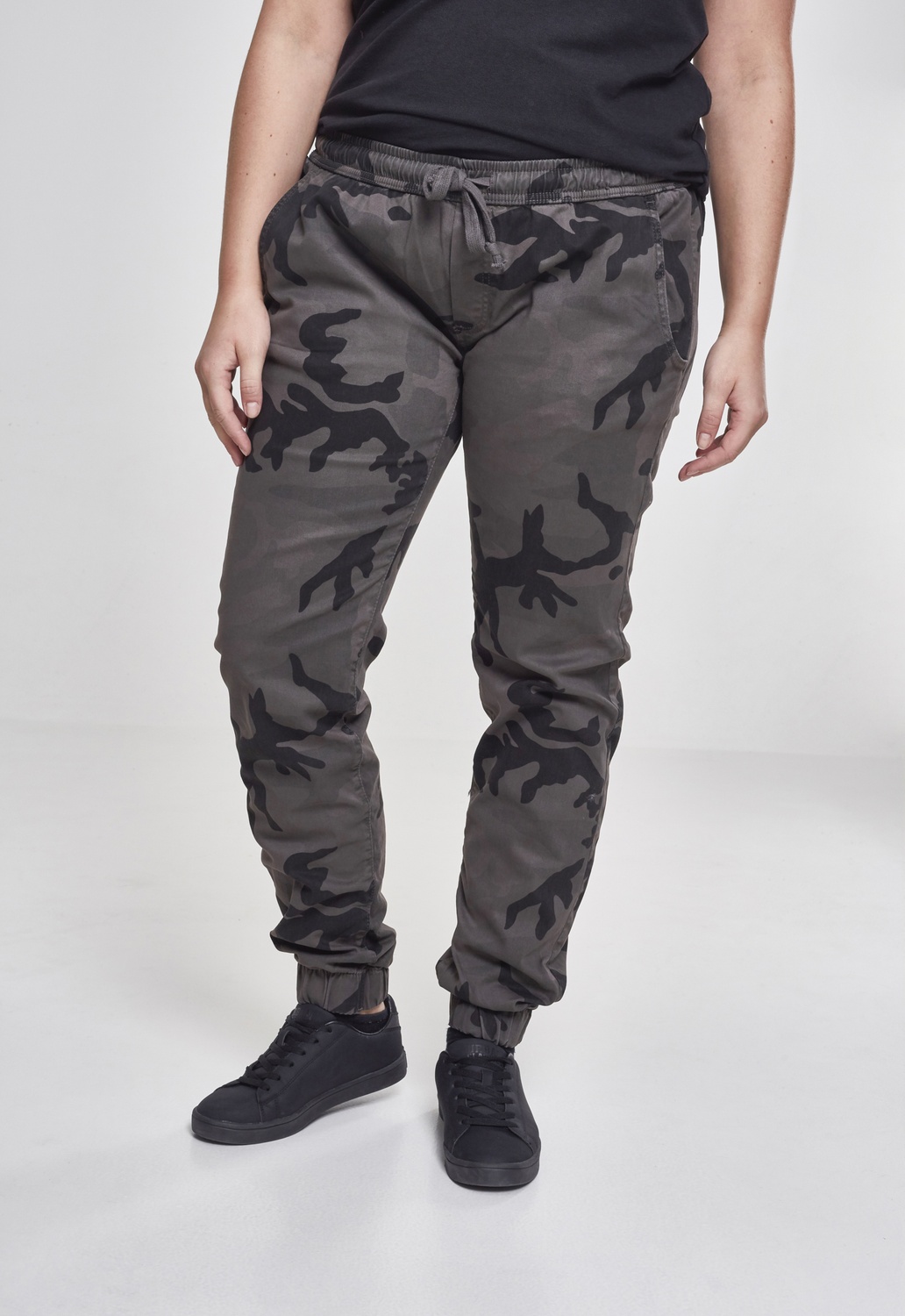 UrbanClassicsDamenHoseLadiesCamoJoggingPantsDarkCamouflage-3XL