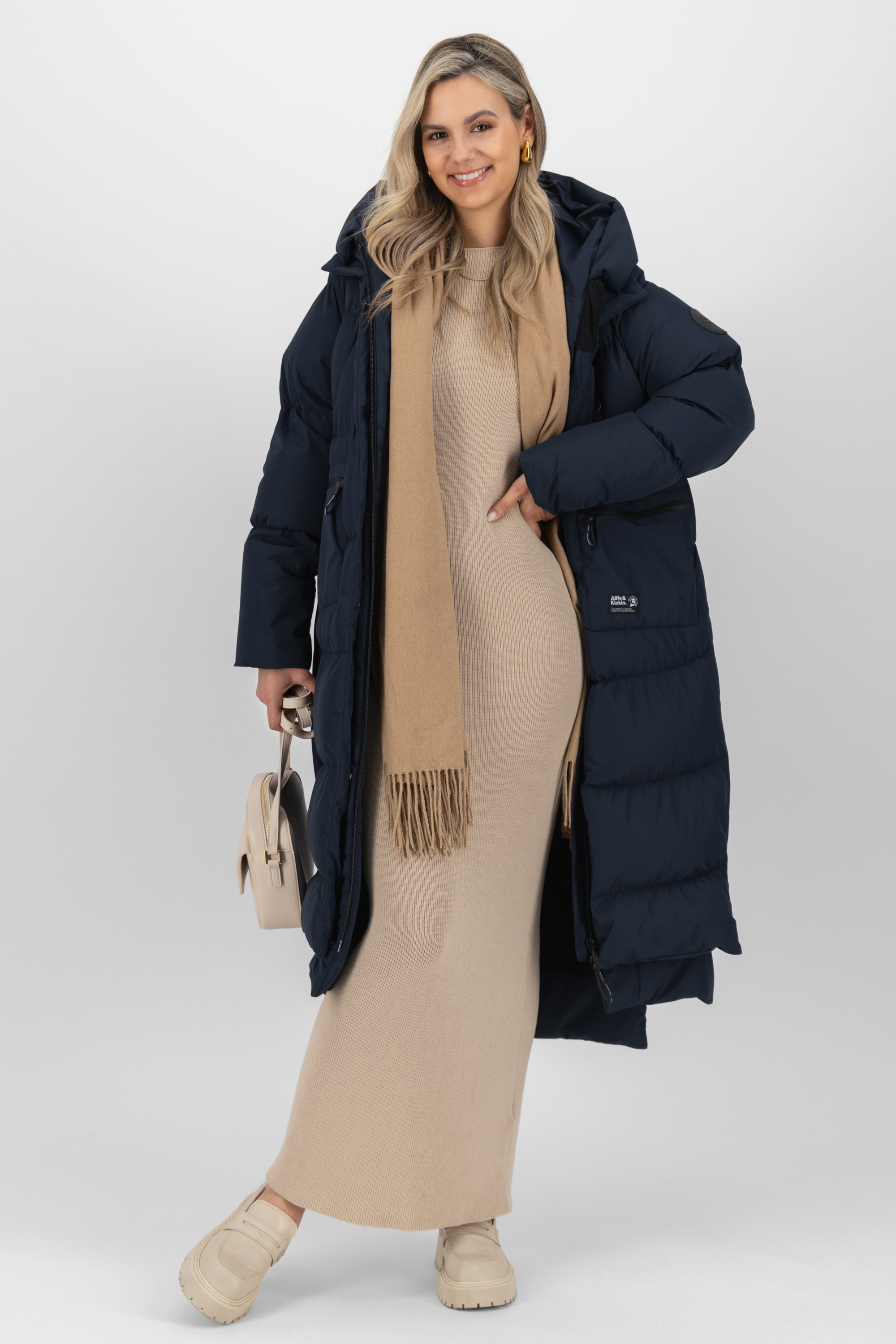AlifeKickinDamenWinterjackeRihannaAKAPufferCoat11110-2302Marine-L
