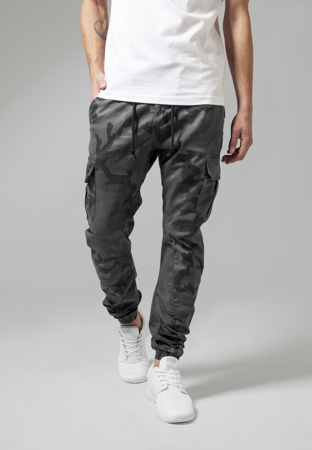 UrbanClassicsHoseCamoCargoJoggingPantsGreyCamouflage-28