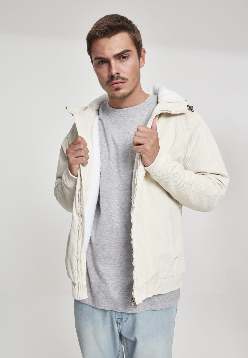 UrbanClassicsJackeHoodedCorduroyJacketLightsandOffwhite-L