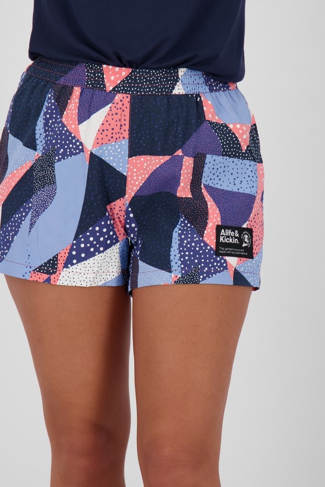 AlifeKickinDamenOxanaAKAShortsPeach