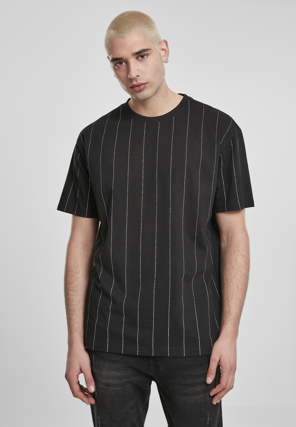 UrbanClassicsT-ShirtOversizedPinstripeTeeBlack