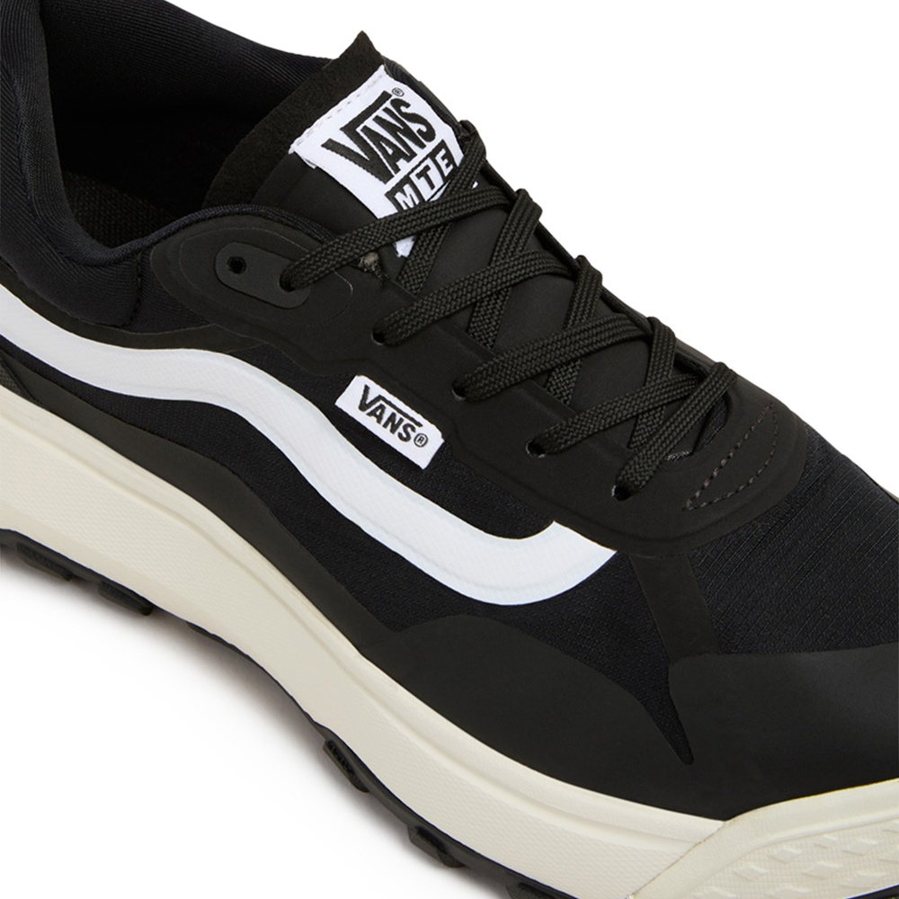VansMenActionSportsSurfSneakerMTECrosspath000CVUVNBA2BlackWhite-40