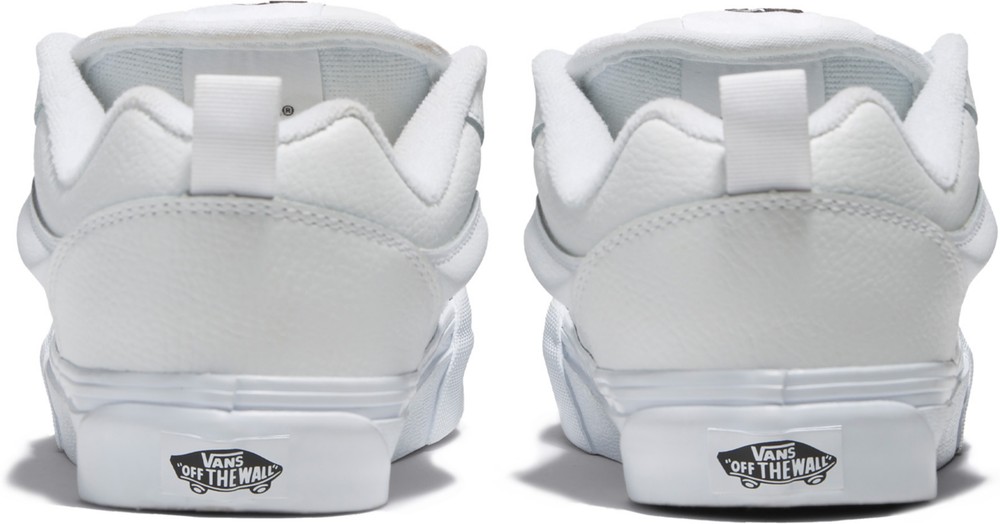 VansLifestyleSneakerKnuSkool0009QCVNW00TrueWhite-46