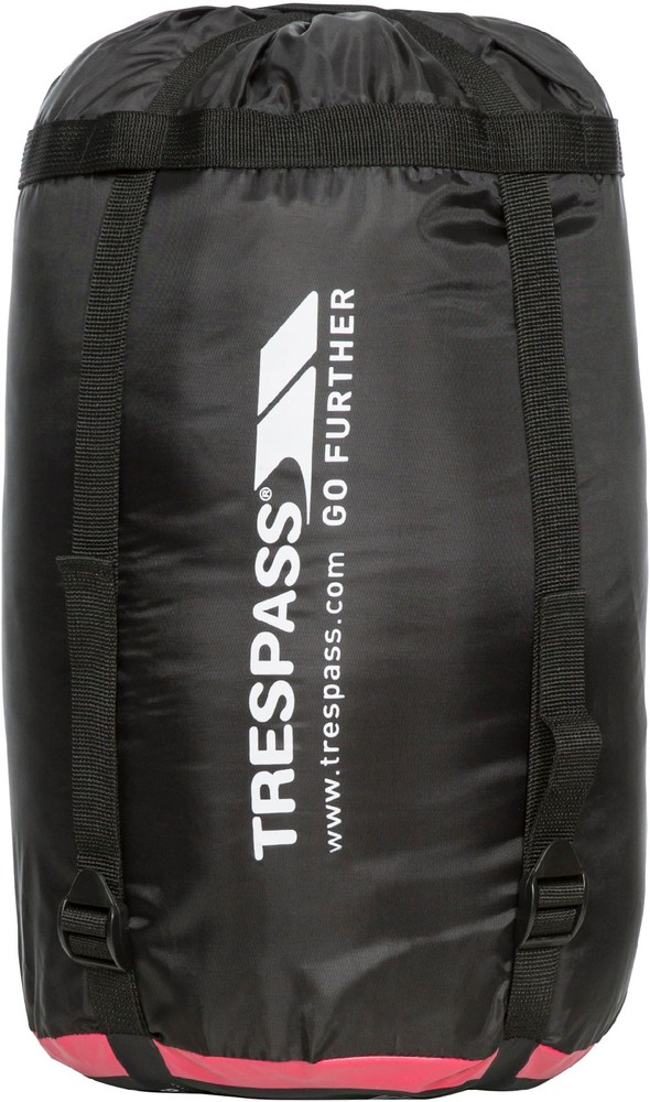 TrespassTascheDoze-HollowfibreSleepingBagRed