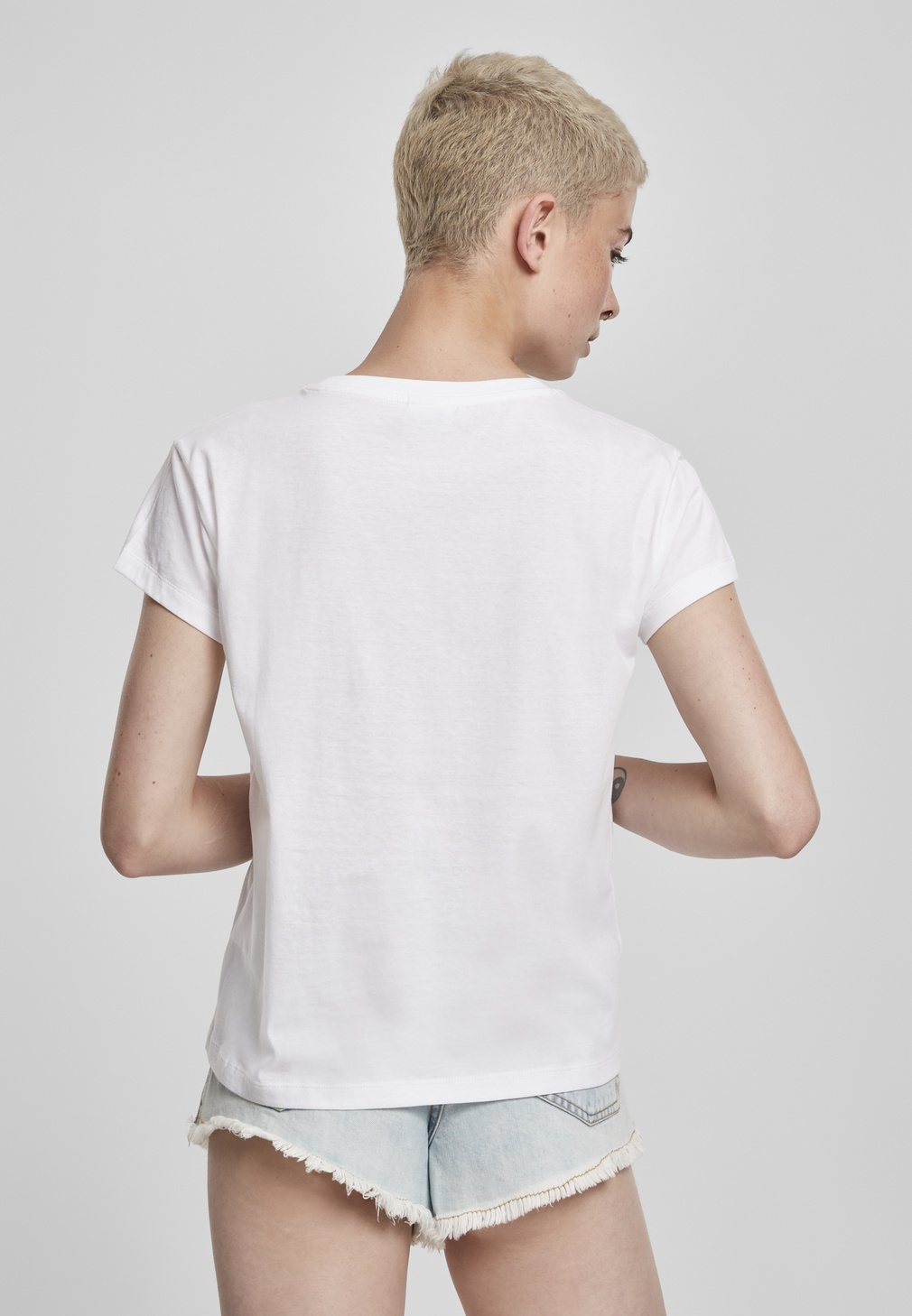 UrbanClassicsFemaleShirtLadiesBasicBoxTeeBlack-3XL