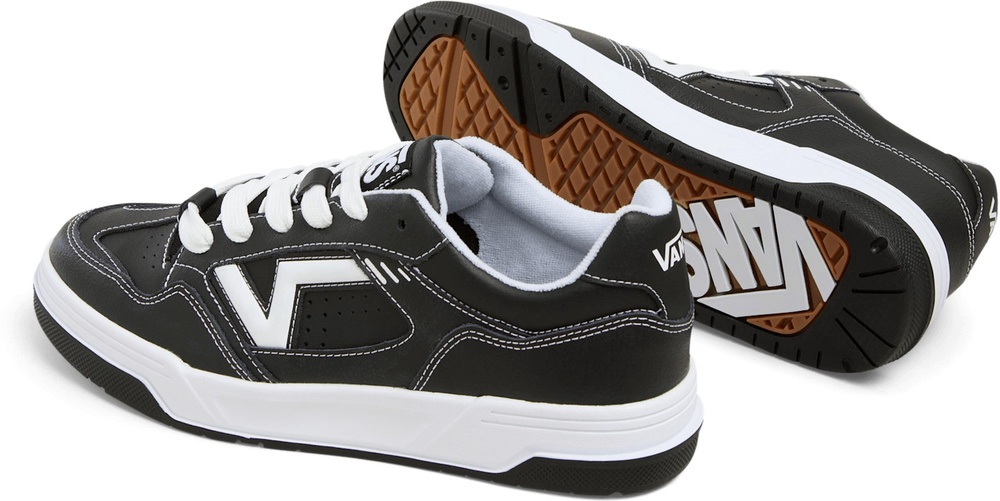 VansLifestyleClassicPlusSneakerUpland000D25