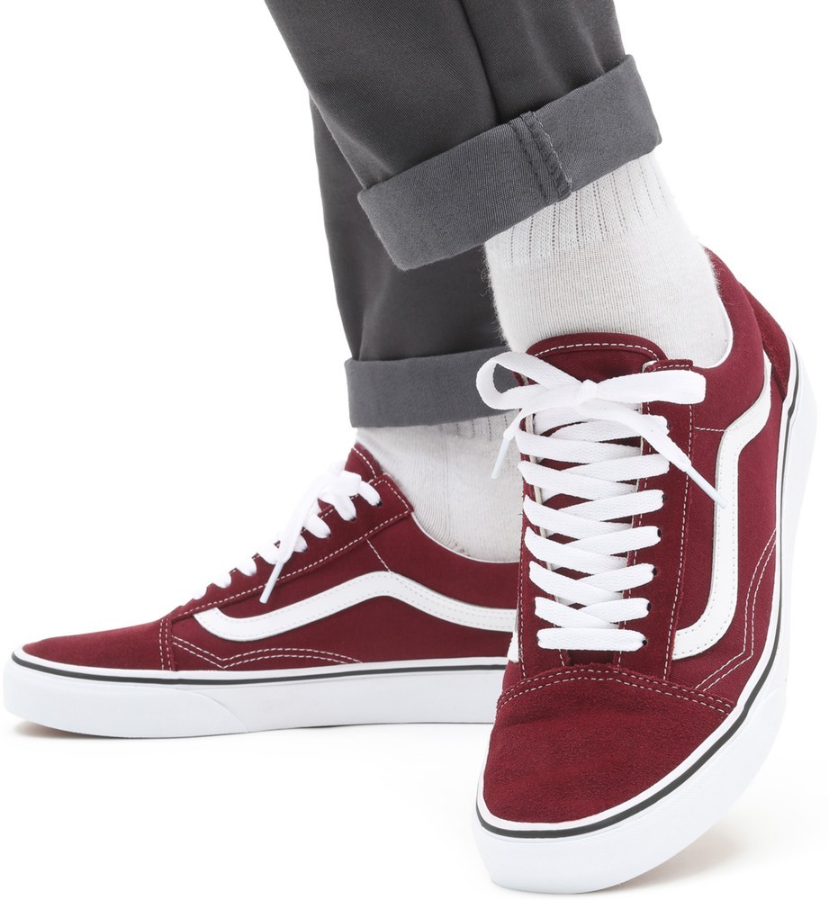 VansUnisexLifestyleClassicFTWSneakerUaOldSkoolPortRoyaleTrueWhite