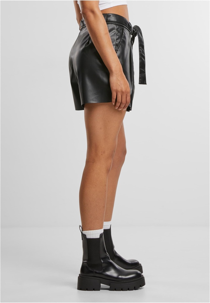UrbanClassicsDamenLadiesSyntheticLeatherShortsTB6999