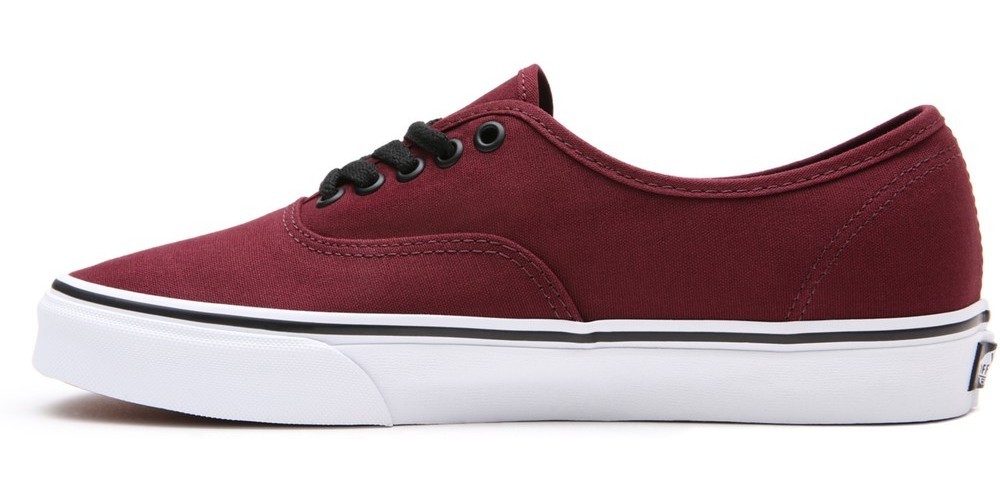 VansUnisexLifestyleClassicFTWSneakerUaAuthenticPortRoyaleBlack