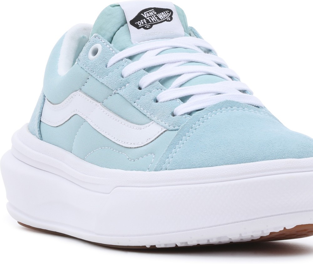 VansUnisexLifestyleClassicPlusFTWSneakerUaOldSkoolOvertCcBlueSky-35