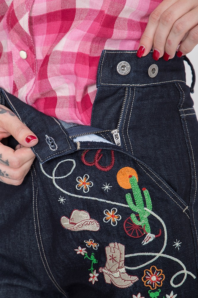 QueenKerosinJeansshortsmitStickereienimWestern-LookQK4190419063Dunkelblau-L