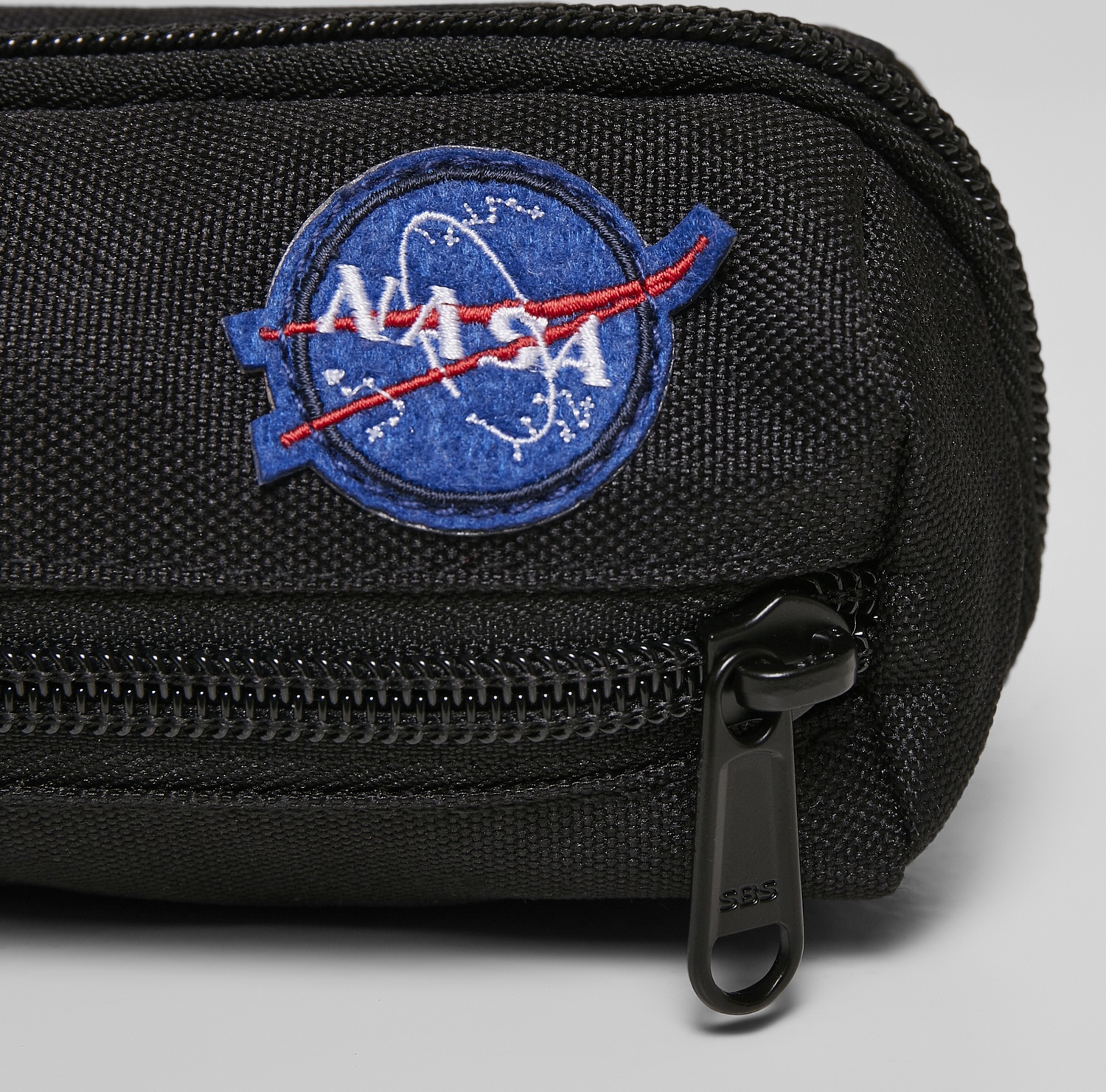 MisterTeeGrtelNASANotebookPencilcaseSetBlack