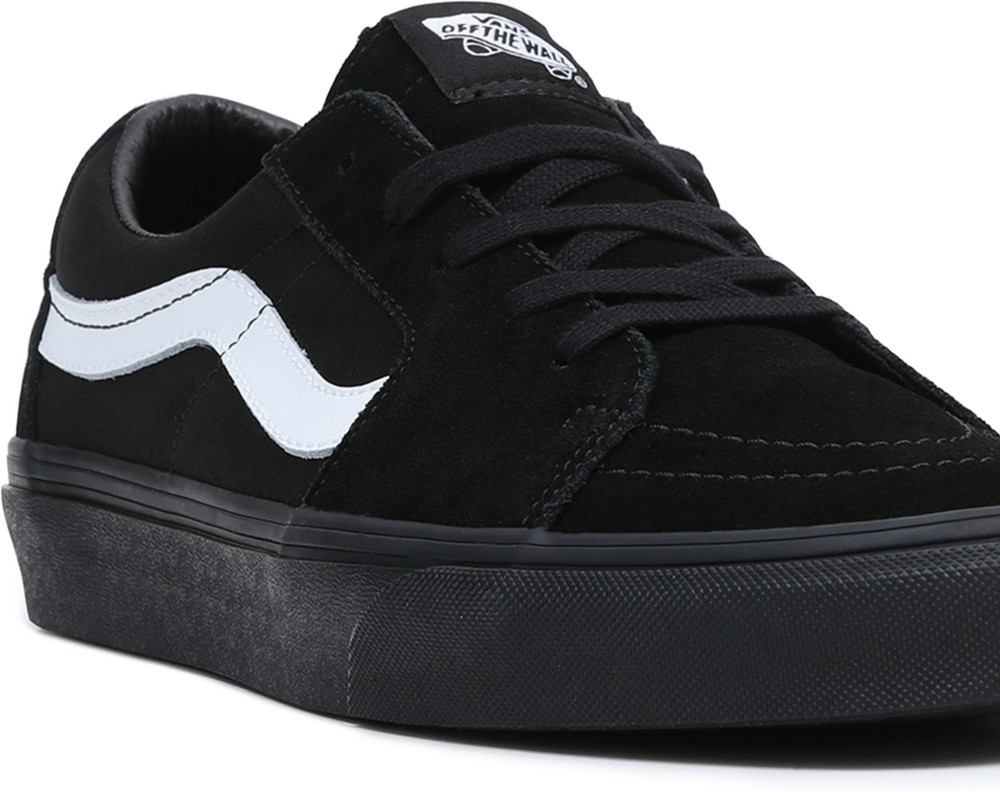 VansUnisexLifestyleClassicFTWSneakerUaSk8-LowContrastBlackWhite-345
