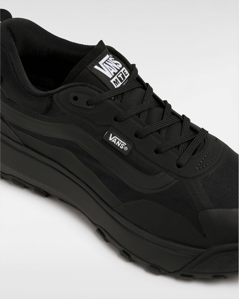 VansMenActionSportsSurfSneakerMTECrosspath000CVU