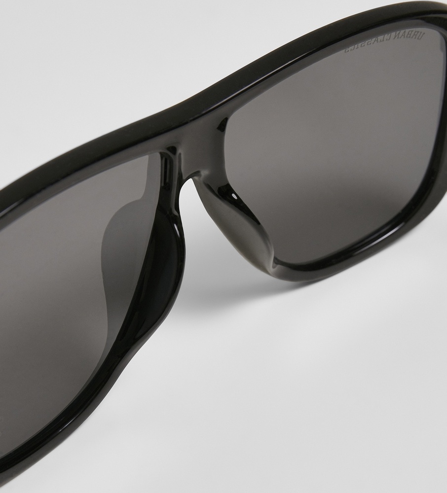UrbanClassicsSonnenbrilleSunglassesMilosBlackBlack