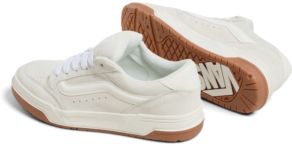 VansLifestyleClassicPlusFTWSneakerHylane000D26