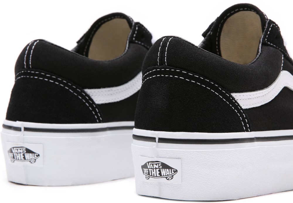 VansUnisexLifestyleClassicFTWSneakerUaOldSkoolPlatformBlackWhite-345