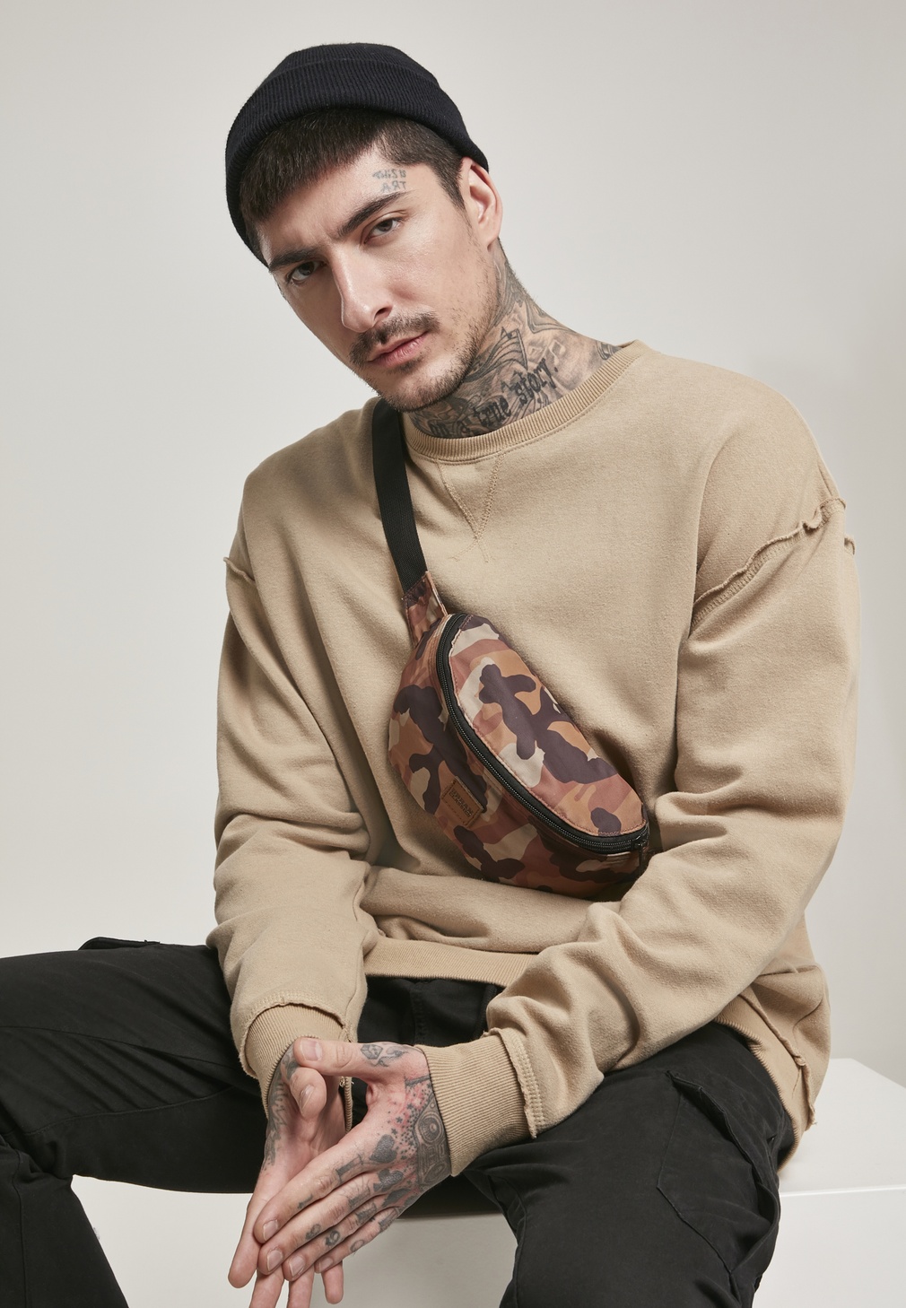 UrbanClassicsTascheCamoHipBagBrownCamouflage