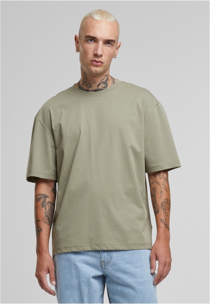 UrbanClassicsSoronaLooseFitTeeTB7169Paleolive-3XL