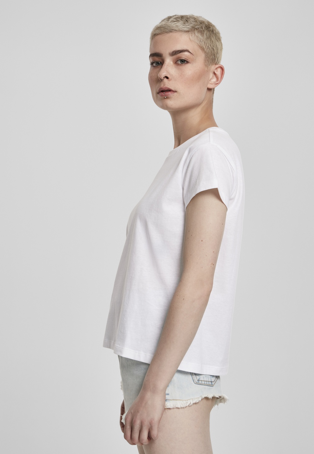 UrbanClassicsFemaleShirtLadiesBasicBoxTeeBlack-3XL