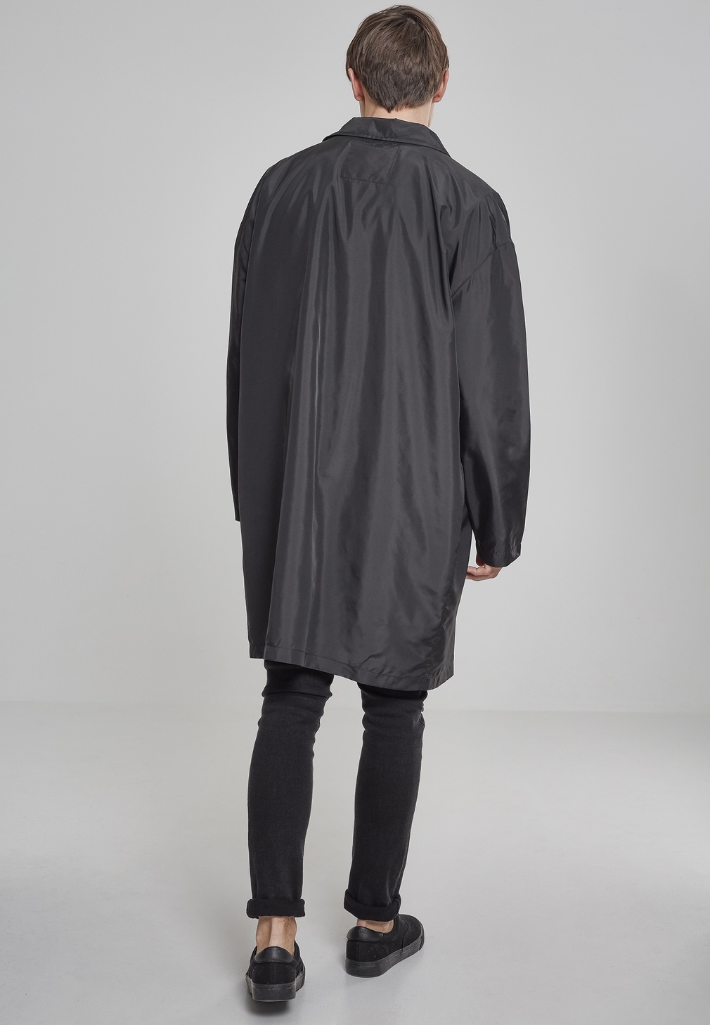 UrbanClassicsLeichteJackeOversizedCoatBlack