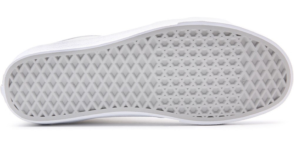 VansUnisexLifestyleClassicFTWSneakerUaSk8-HiTrueWhite-345