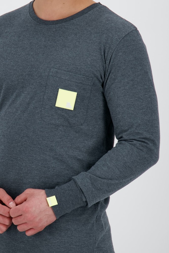 AlifeKickinLogoAKLongsleeveMarine