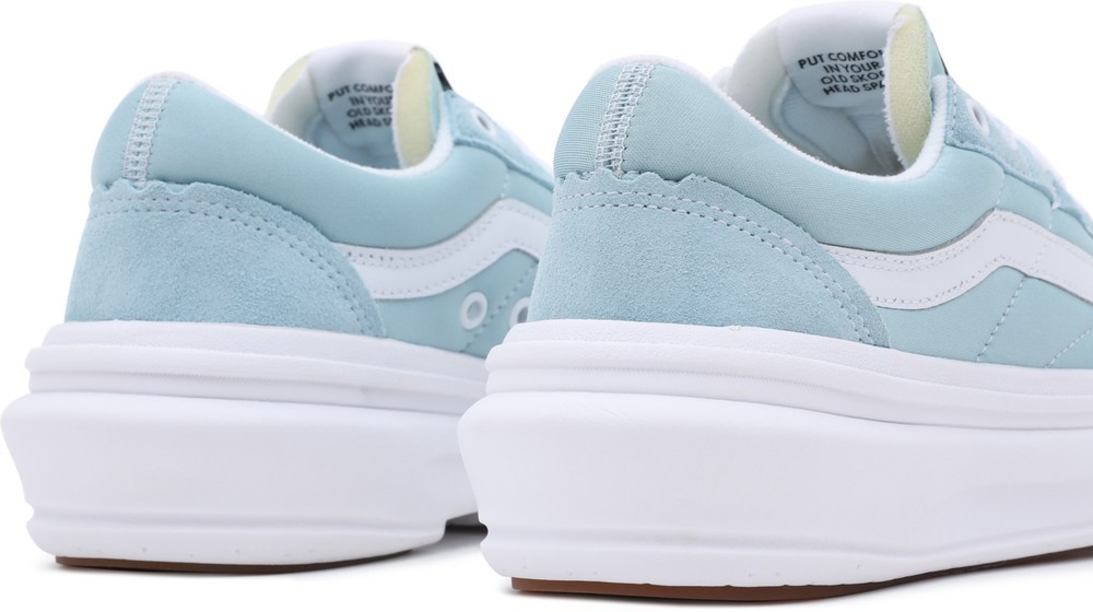 VansUnisexLifestyleClassicPlusFTWSneakerUaOldSkoolOvertCcBlueSky-35