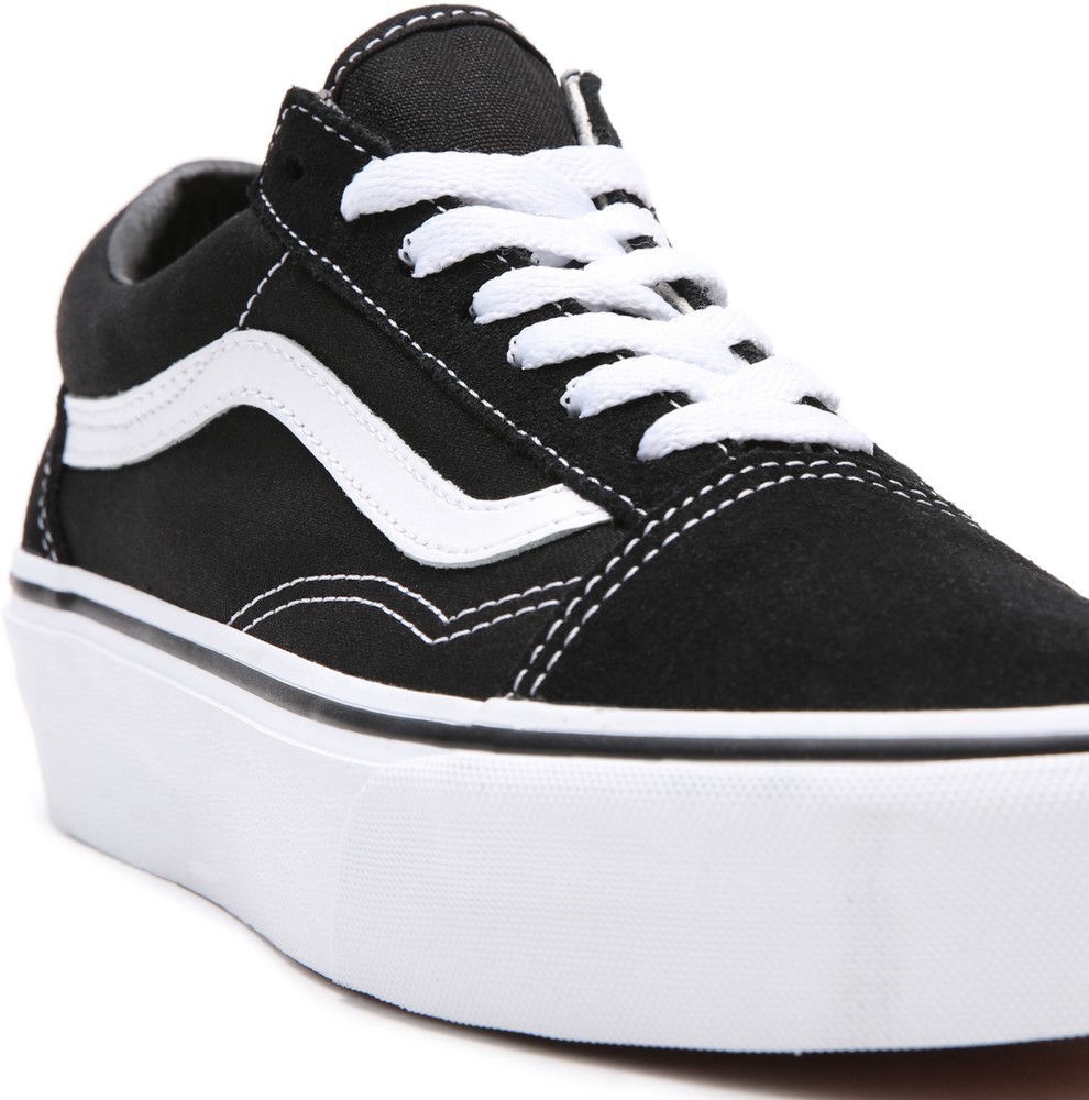 VansUnisexLifestyleClassicFTWSneakerUaOldSkoolPlatformBlackWhite-345