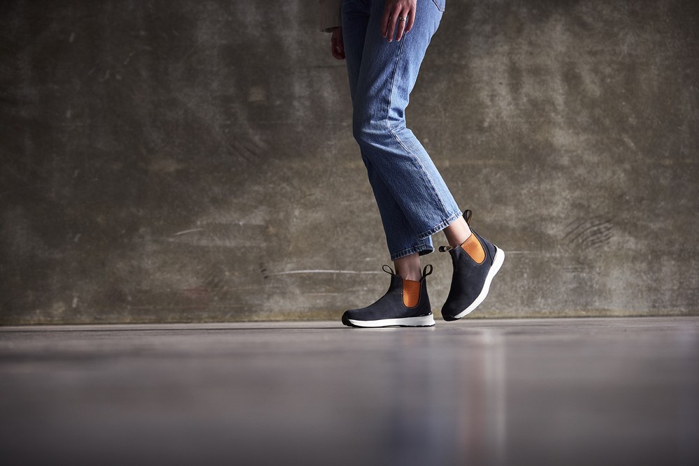 BlundstoneStiefelBoots2147NavyLeatherwithBurntOrangeElasticActiveSeries