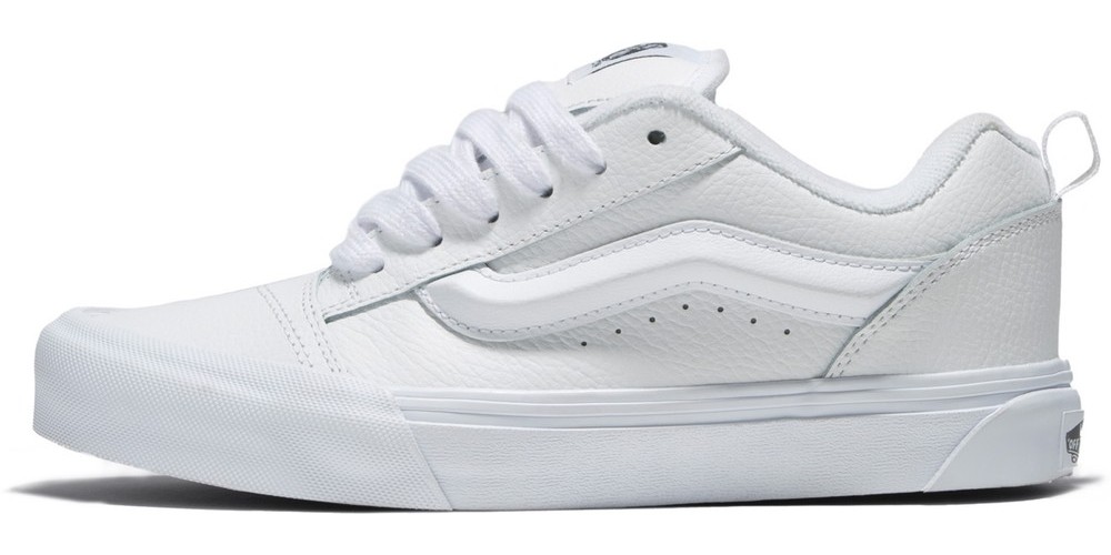 VansLifestyleSneakerKnuSkool0009QCVNW00TrueWhite-46