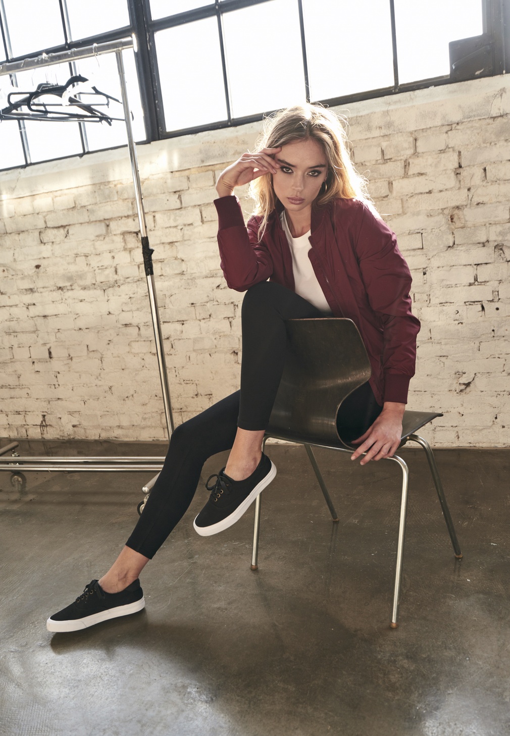 UrbanClassicsDamenBomberJackeLadiesLightBomberJacketBurgundy-L