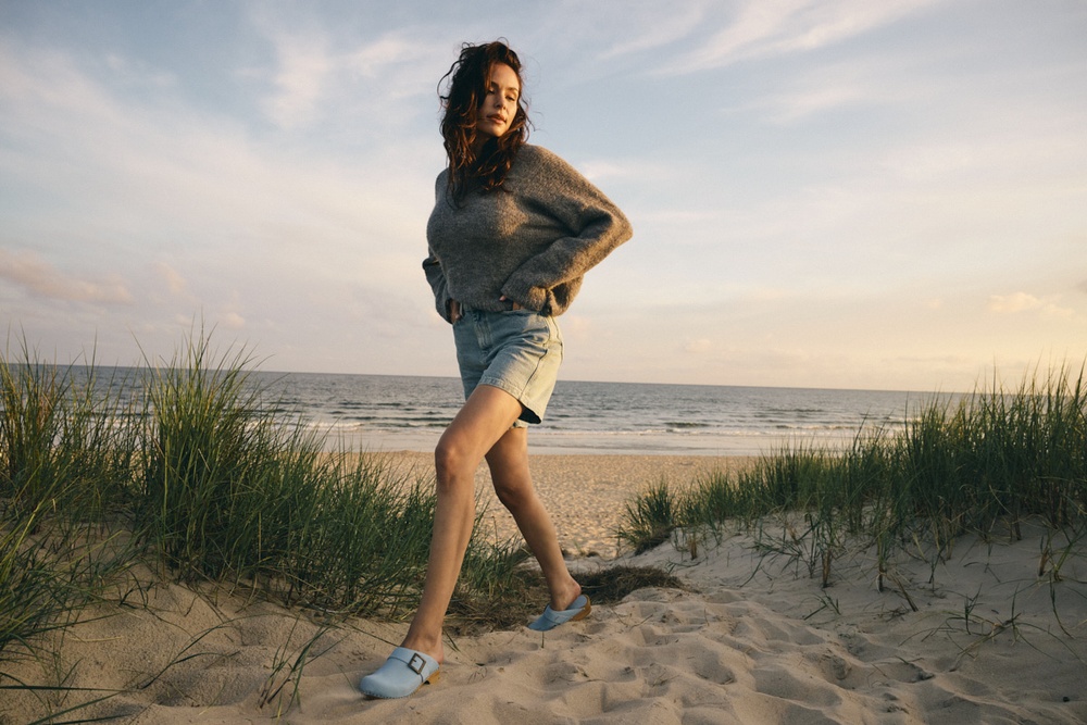 SanitaClogWood-UrbanOpen453062